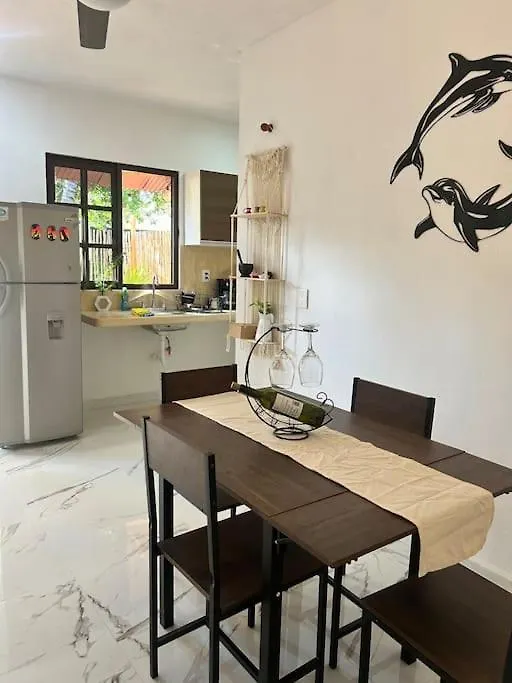 ホルボックス島 Casa Paulitaヴィラ 別荘